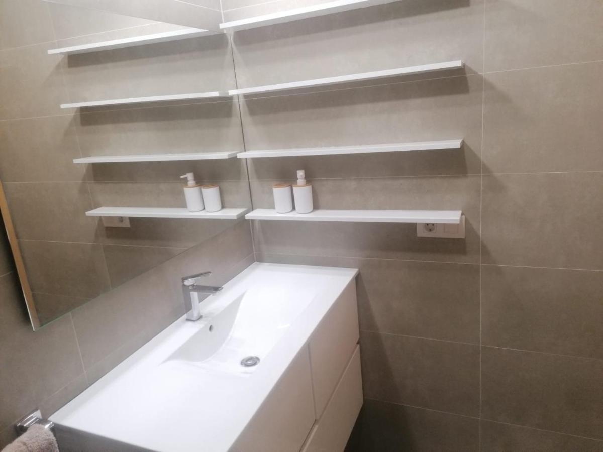 Apartamento Praga Vitoria-Gasteiz Esterno foto